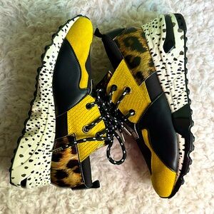 Steve Madden Women’s Size 9 Sneaker